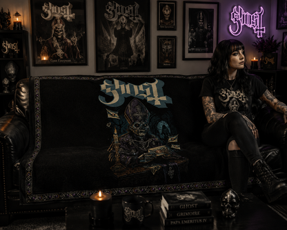 Rocksax Ghost Blanket  -  Missive Border