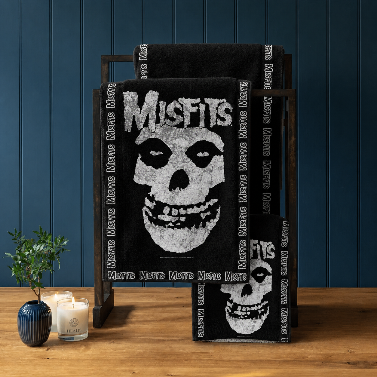 Rocksax Misfits Towel - Fiend Red
