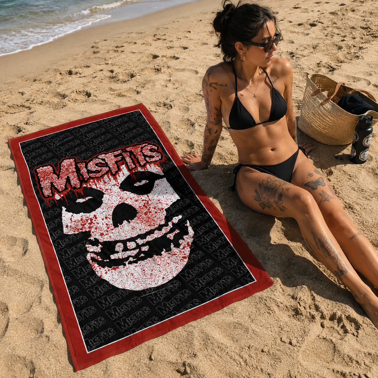 Rocksax Misfits Towel - Fiend