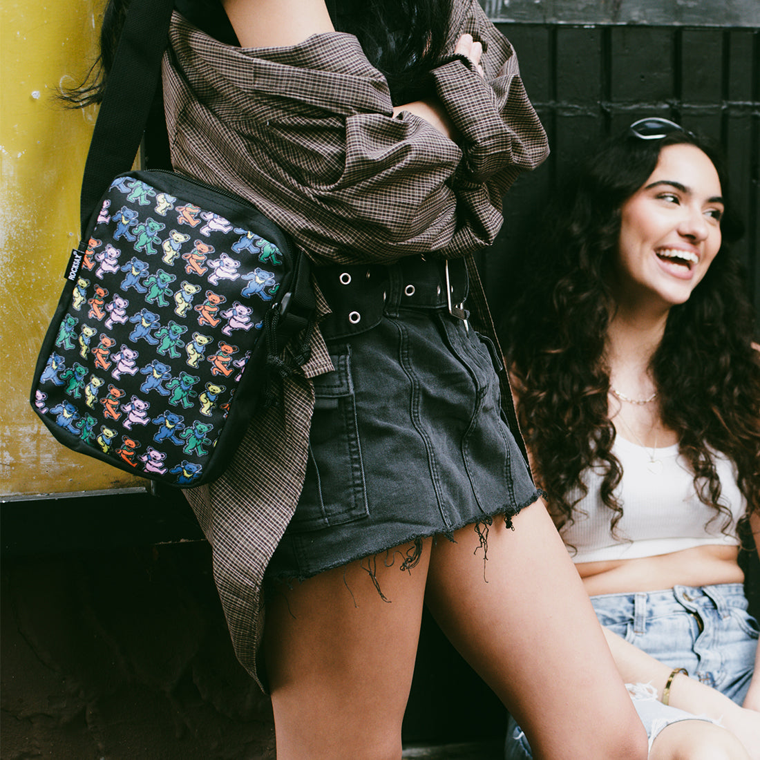 OFFICIALLY LICENSED MERCHANDISE / GLOBAL SHIPPING / FAST DELIVERY - Rocksax Officially Licensed Fashion Accessories, Bags, Luggage, Wallpaper and Murals, Bar Stools and Tables. Thousands of designs from the biggest acts on the Planet. All 100% officially licensed music merchadise @ www.wearerocksax.com